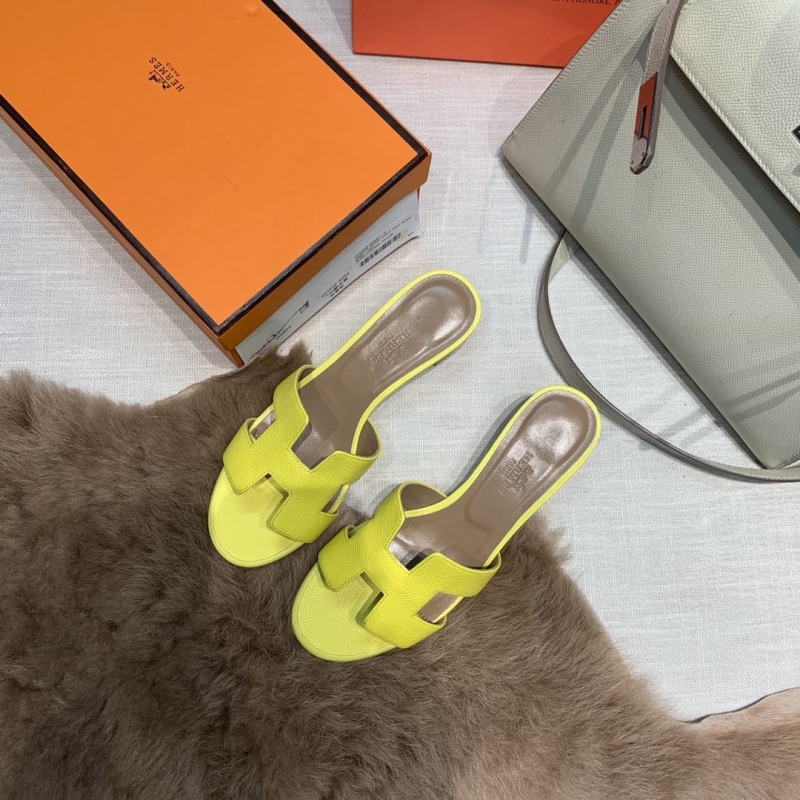 H**mes slippers